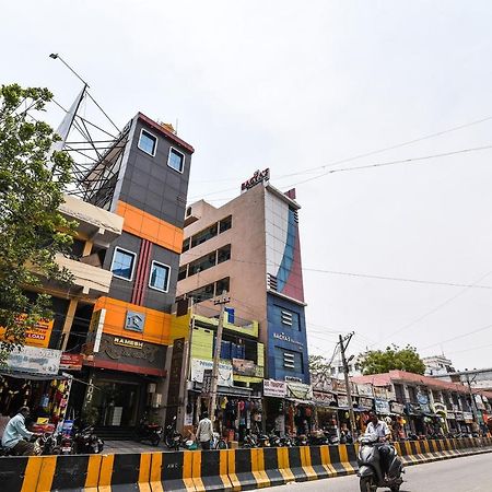Ramesh Residency Hotell Anantapur Eksteriør bilde