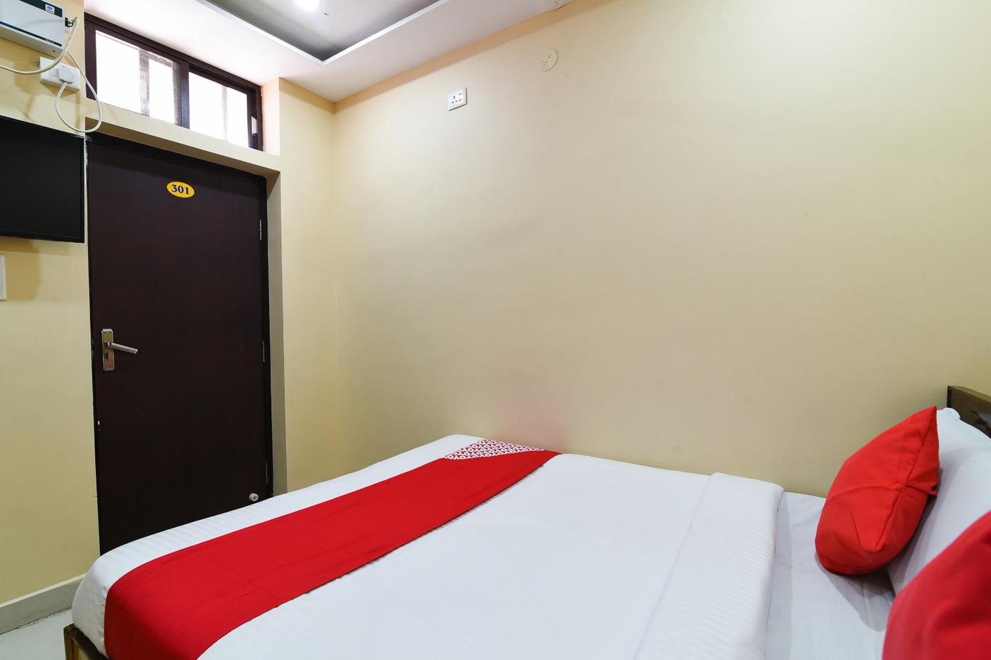 Ramesh Residency Hotell Anantapur Eksteriør bilde